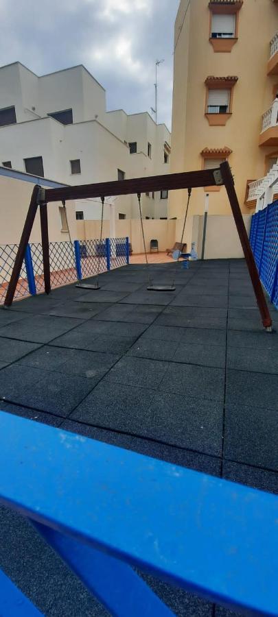 Apartamento Las Azaleas Торокс Екстериор снимка